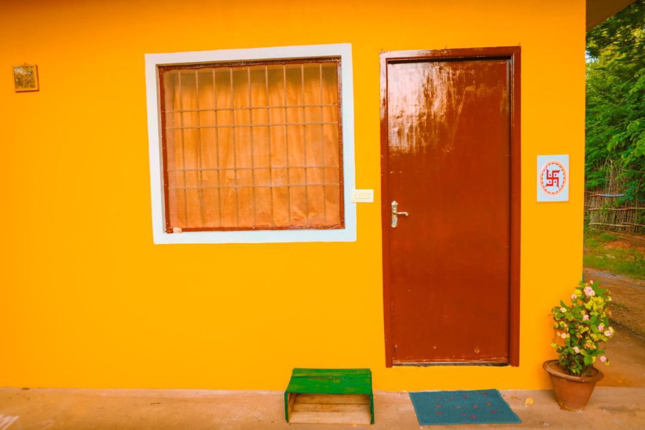 The Dreamcatcher Hostel Auroville Exterior photo